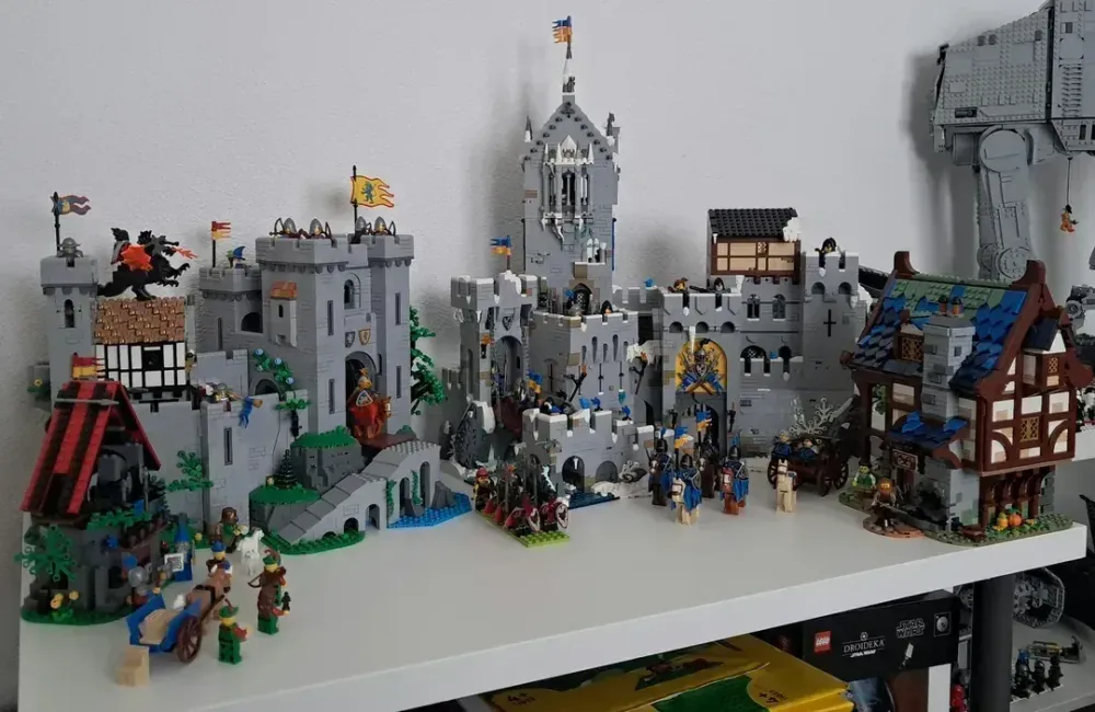 Current castle themed display : r/legocastles